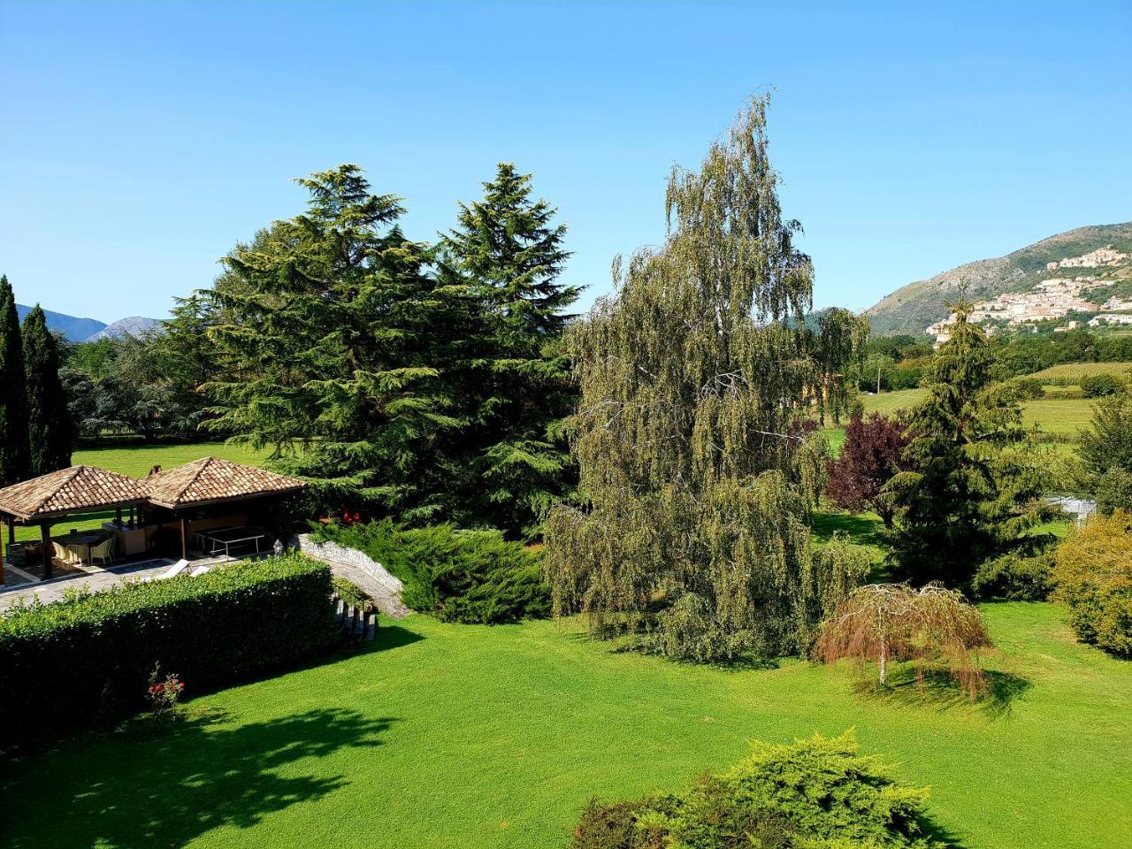Agriturismo Di Charme Erbadoro 알비토 외부 사진
